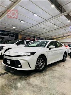 تۆیۆتا کامری